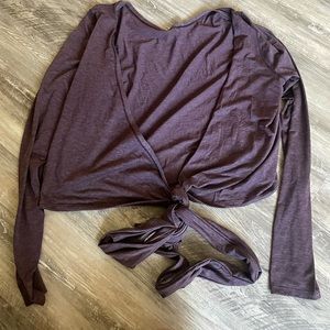 Lululemon top